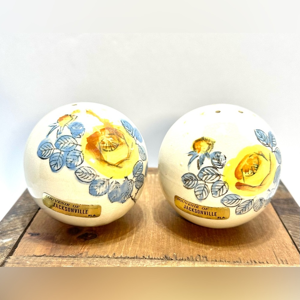 Vintage Yellow Rose Salt & Pepper Shakers Javksonville, Fl
